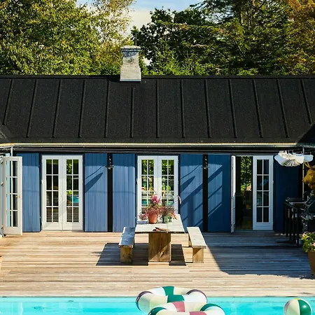 Architect House With Pool Near Tisvildeleje